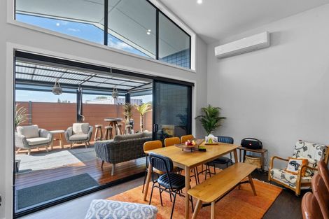 Photo of property in 7 Phoenix Palms Grove, Levin, 5510