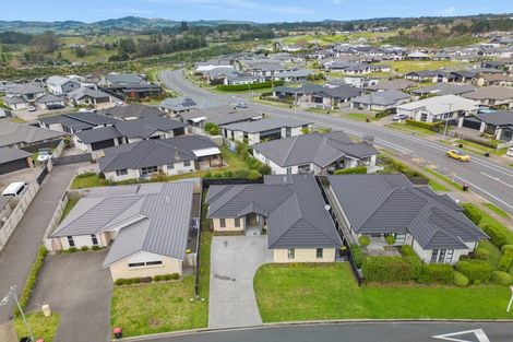 Photo of property in 59 Kahuparere Crescent, Pyes Pa, Tauranga, 3112