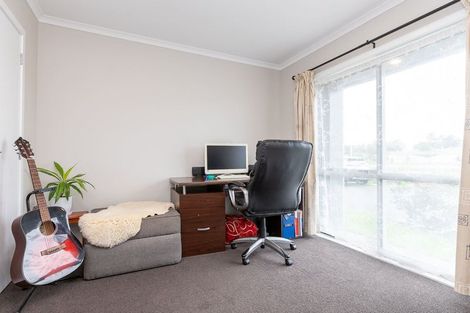 Photo of property in 8 Anna Jean Crescent, Flagstaff, Hamilton, 3210