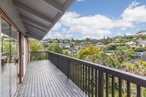 Photo of property in 47 Stapleford Crescent, Browns Bay, Auckland, 0630