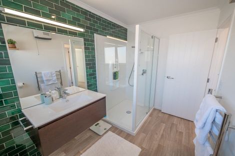 Photo of property in 22 Midgard Road, Coopers Beach, 0420