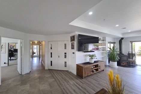 Photo of property in 48 Tutaipatu Avenue, Pegasus, 7612