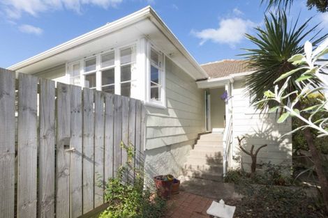 Photo of property in 50 Dimock Street, Titahi Bay, Porirua, 5022