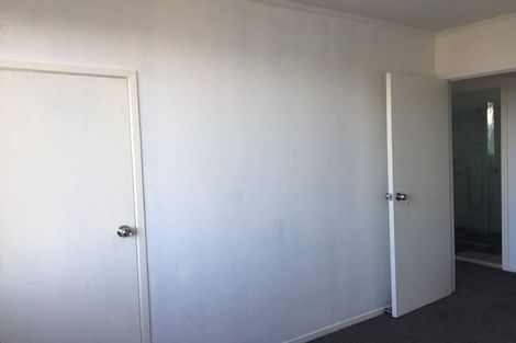 Photo of property in 217 Sturges Road, Henderson, Auckland, 0612