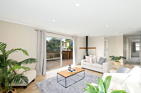 Photo of property in 15 Foster Crescent, Snells Beach, 0920