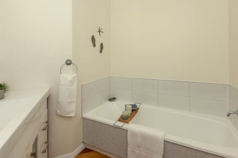 Photo of property in 9b The Esplanade, Raumati South, Paraparaumu, 5032