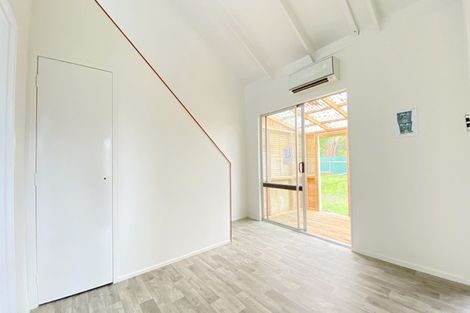 Photo of property in 4 Vimy Place, Mangere, Auckland, 2022