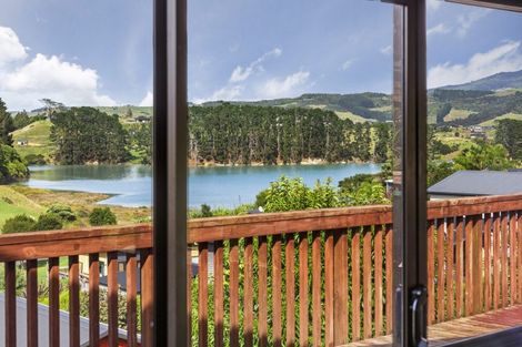 Photo of property in 35 Main Road, Raglan, 3225