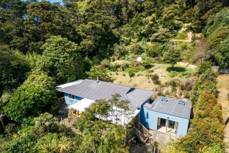 Photo of property in 67 Erua Road, Ostend, Waiheke Island, 1081