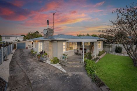 Photo of property in 477 High Street, Motueka, 7120