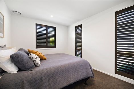 Photo of property in 12 Howden Drive, Jacks Point, 9371