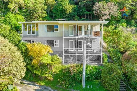 Photo of property in 42a Nikau Street, Eastbourne, Lower Hutt, 5013