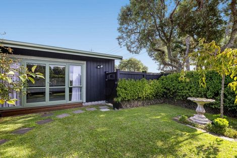 Photo of property in 16a Laurence Street, Manly, Whangaparaoa, 0930