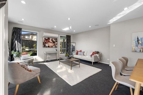 Photo of property in 6 Milano Boulevard, Karaka, Papakura, 2113