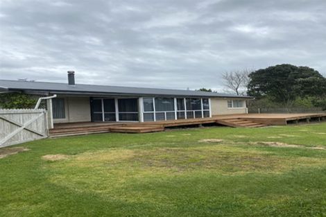 Photo of property in 123 Colombo Road, Waiuku, 2123