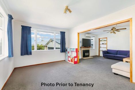 Photo of property in 1 Sarona Avenue, Glen Eden, Auckland, 0602