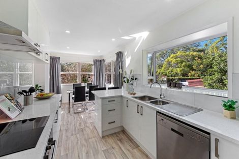Photo of property in 77 David Avenue, Hillpark, Auckland, 2102