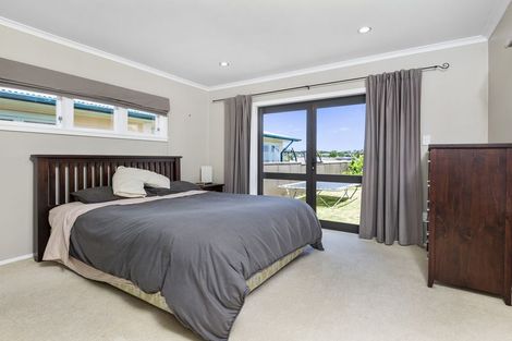 Photo of property in 18 Russell Avenue, Pukekohe, 2120