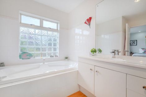 Photo of property in 19 Springbok Avenue, Whitianga, 3510