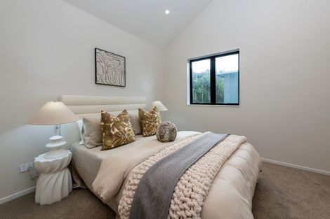 Photo of property in 15b Kiri Place, Mairangi Bay, Auckland, 0630