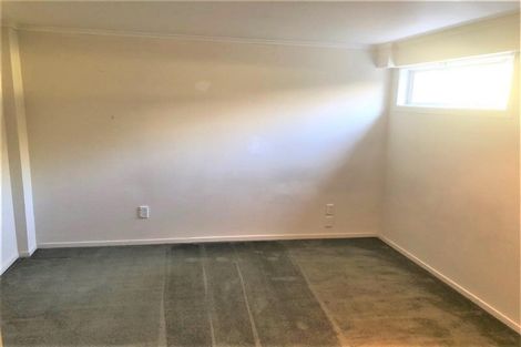 Photo of property in 57 College Road, Northcote, Auckland, 0627