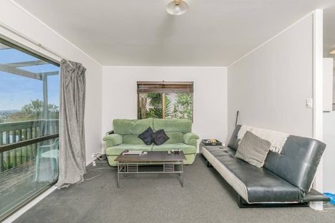 Photo of property in 14 Arde Place, Massey, Auckland, 0614