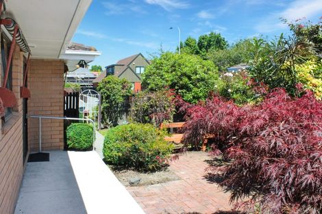 Photo of property in 1/58 Ambleside Drive, Burnside, Christchurch, 8053