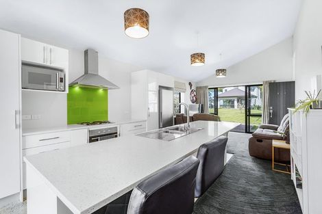 Photo of property in 2/4 Shakespeare Avenue, Enderley, Hamilton, 3214