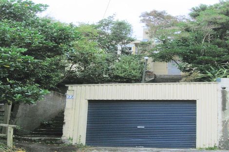 Photo of property in 27 Harland Street, Brooklyn, Wellington, 6021