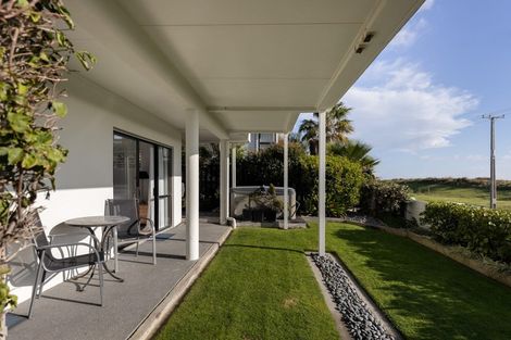 Photo of property in 820a Papamoa Beach Road, Papamoa Beach, Papamoa, 3118