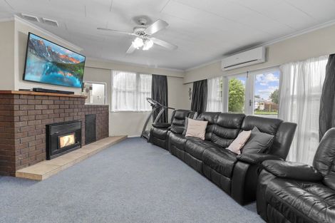 Photo of property in 19 Cureton Street, Morrinsville, 3300