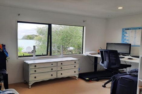 Photo of property in 2/4 Antrim Grove, Bayview, Auckland, 0629