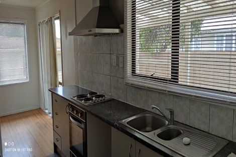 Photo of property in 12 Dolphin Street, Pakuranga, Auckland, 2010