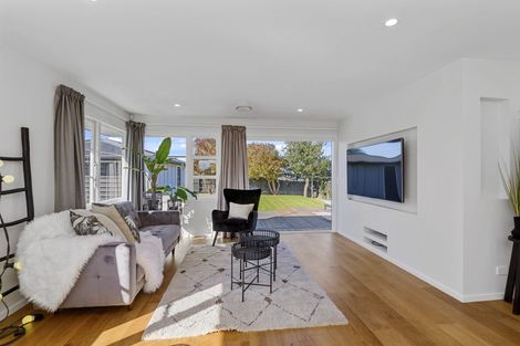 Photo of property in 58 Hudson Street, Bryndwr, Christchurch, 8053