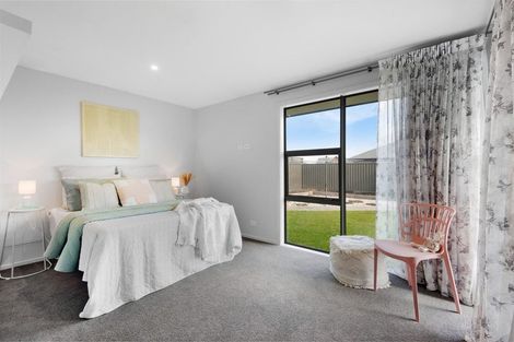 Photo of property in 15 Caledonia Drive, Mosgiel, 9024