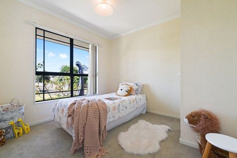 Photo of property in 28 Halcione Close, Flagstaff, Hamilton, 3210