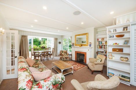 Photo of property in 15 Trent Avenue, Hokowhitu, Palmerston North, 4410