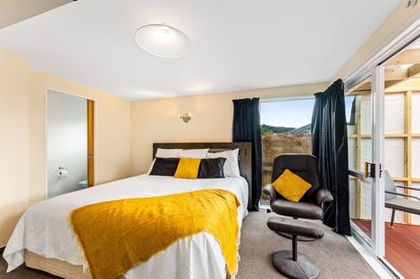 Photo of property in 17 Zeala Grove, Stokes Valley, Lower Hutt, 5019