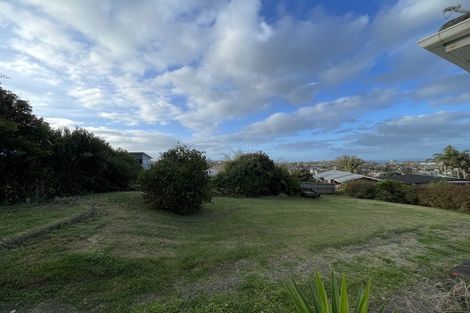 Photo of property in 89 Forrest Hill Road, Milford, Auckland, 0620