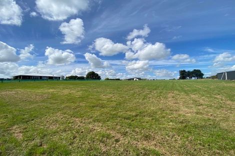 Photo of property in 4 Whare Roto Drive, Waipukurau, 4282