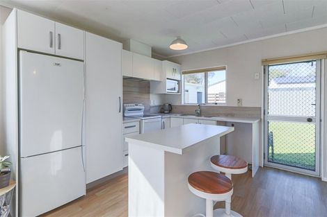 Photo of property in 17 Koromiko Street, Inglewood, 4330