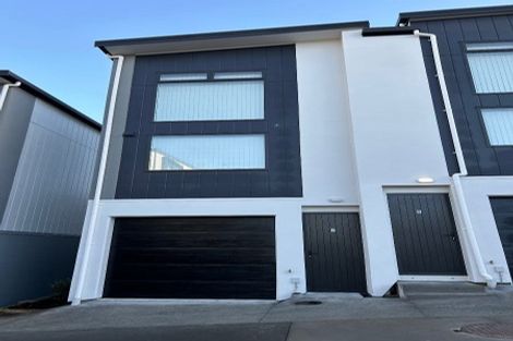 Photo of property in 7 Pukakaho Lane, Papatoetoe, Auckland, 2025