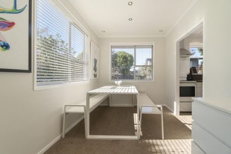 Photo of property in 7 Redwood Drive, Massey, Auckland, 0614