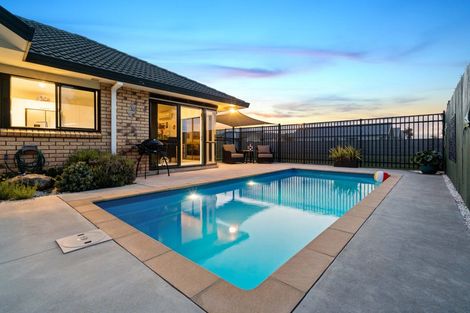 Photo of property in 116 Evans Road, Papamoa Beach, Papamoa, 3118