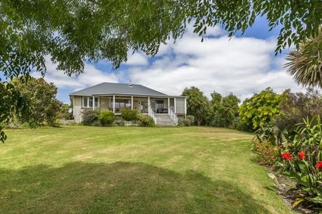 Photo of property in 306 Oneriri Road, Kaiwaka, 0573