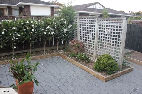 Photo of property in 3/76 Wellington Street, Howick, Auckland, 2014