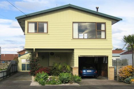 Photo of property in 48 Charles Street, Westshore, Napier, 4110