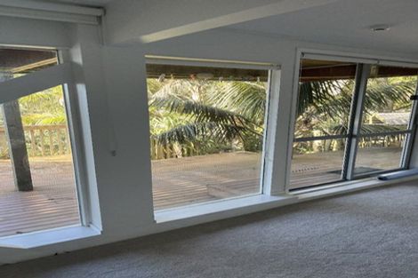 Photo of property in 10 Sykes Avenue, Hatfields Beach, Orewa, 0931