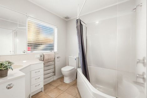 Photo of property in 12a Commons Avenue, Mount Maunganui, 3116