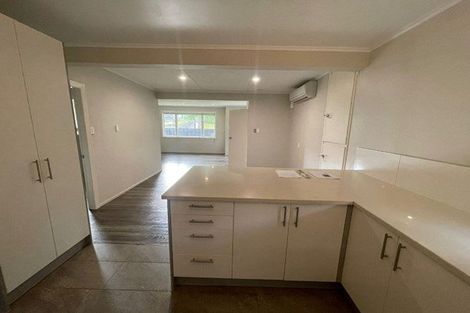 Photo of property in 4 Kay Road, Manurewa, Auckland, 2102